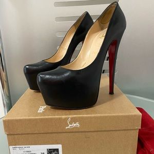 Christian Louboutin Daffodil Leather Platform 38